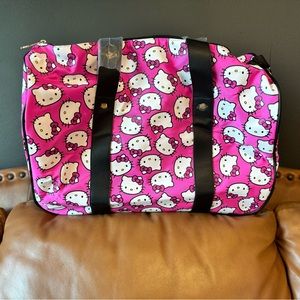 NWT Sanrio Hello Kitty Pink Duffel Bag Carry On Overnight Travel Pink Tote.